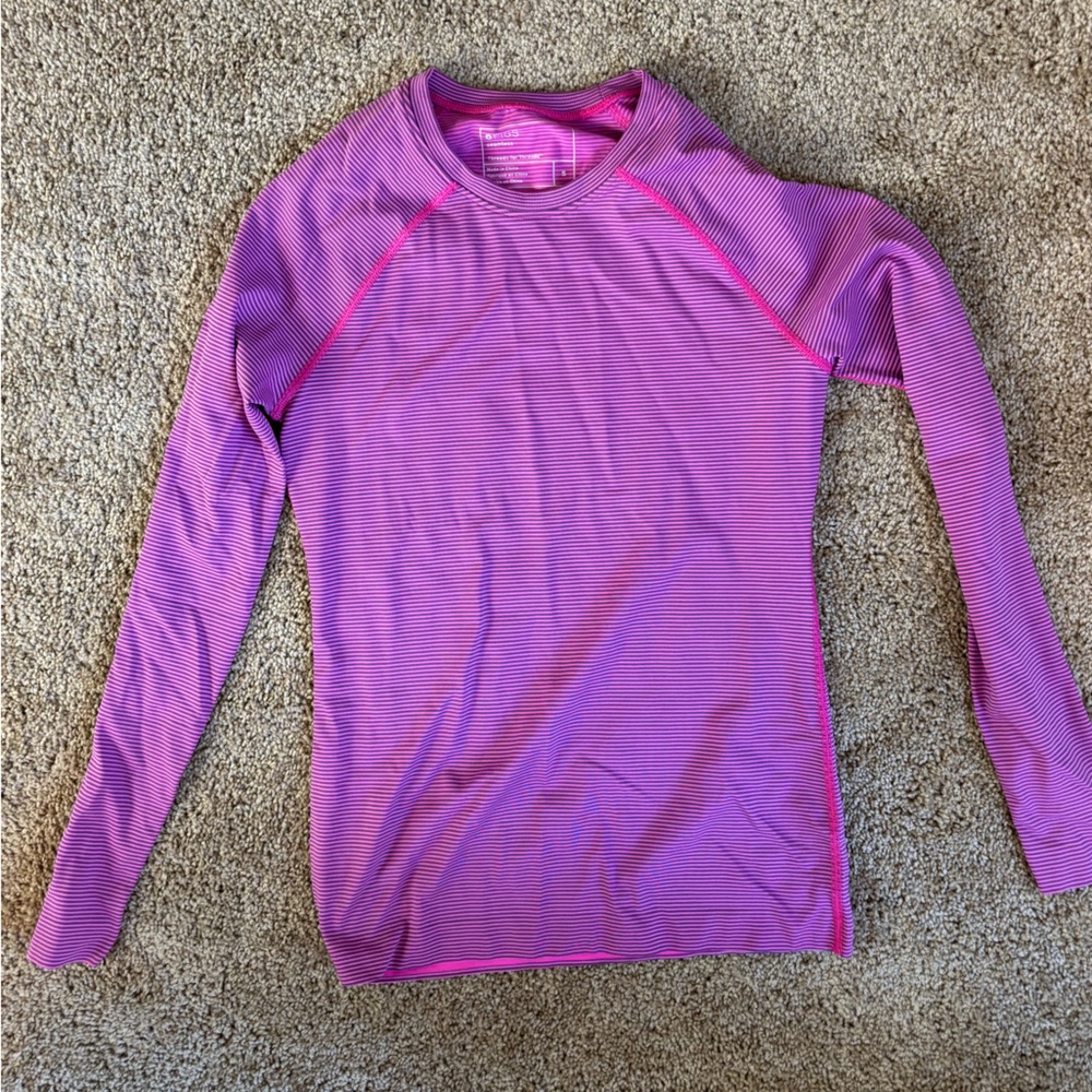 FIGS Salta Seamless Long Sleeve Underscrub | Berry Pink | Size Small - Picture 2 of 4